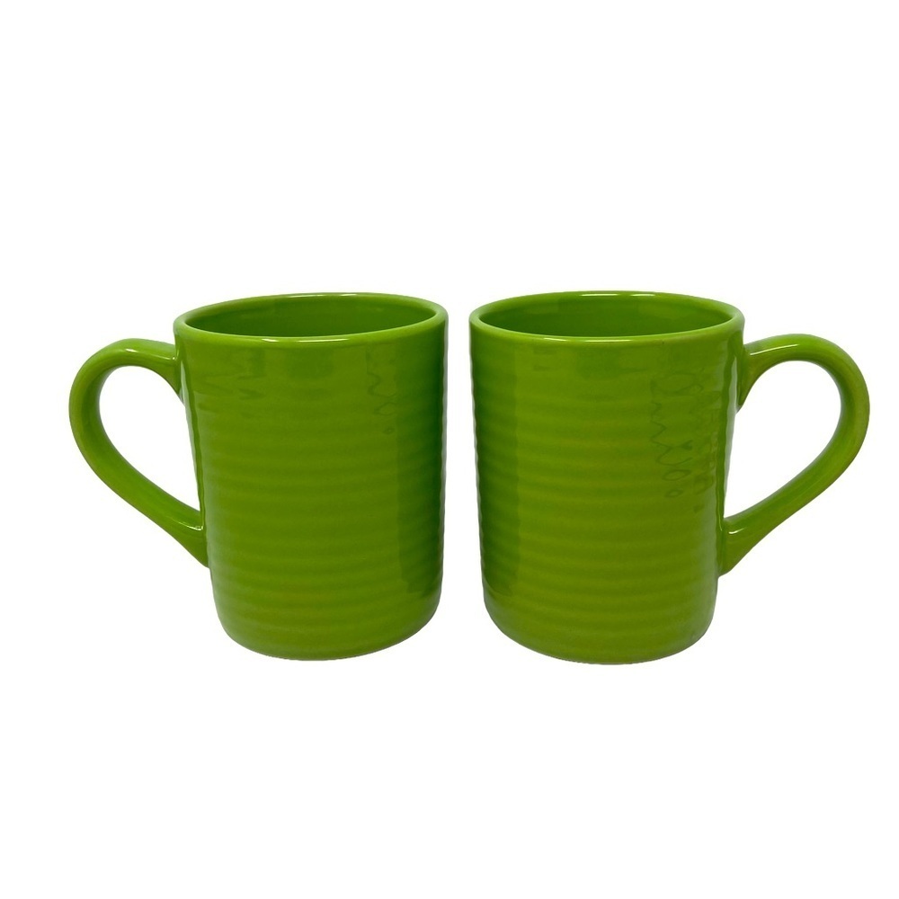 Royal Norfolk Greenbrier International Coffee Mugs. Set of 2 Green
